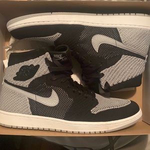 Jordan 1 retro high flynit shadows